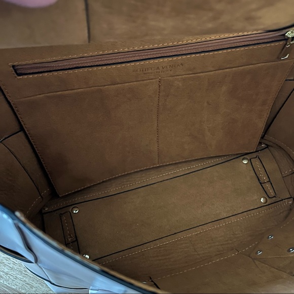 Woven Leather Shoulder Bag - Picture 7 of 7